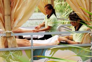 マレーシア　フットー２